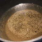 Кипение должно быть слегка заметным,пузырьки воздуха должны изредка и в небольшом количестве всплывать на поверхность...Выключаем огонь и даем остыть минут 15-20..