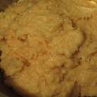 Куриную грудку крупно нарезать,поместить в блендер,добавить мякиш хлеба,яйцо,молоко,соль и пюрировать до получения однородной массы.