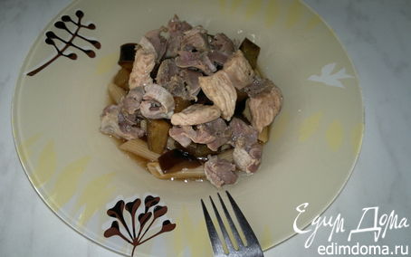 Рецепт Паста с баклажаном в бальзамическом соусе и мясо птицы с кориандром