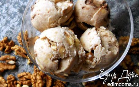 Рецепт Банановое мороженое с шоколадом и грецкими орехами