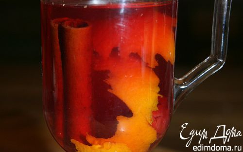 Рецепт Вишневый чай с медом, апельсиновой цедрой и пряностями