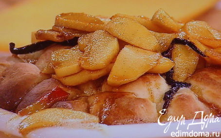Рецепт Сдобные заливные булочки с глазированным яблоком