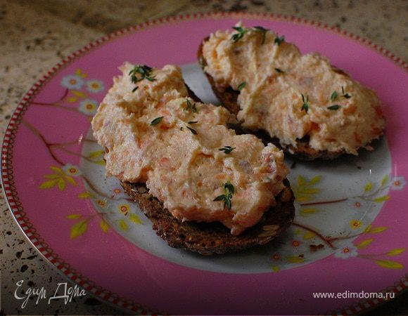 Тосты с патэ из копченой форели 