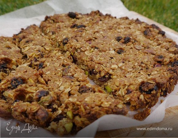 Батончики из хлопьев с орехами 