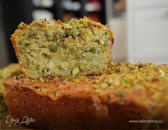 Банановый хлеб с семечками и фисташками 
