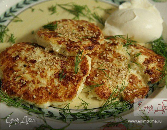 Жареные пирожки из картошки и творога