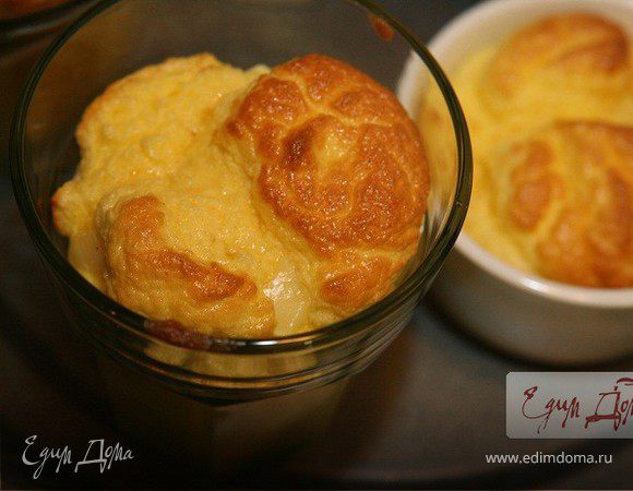 Суфле из сыра пеше миньон с мускатным орехом
