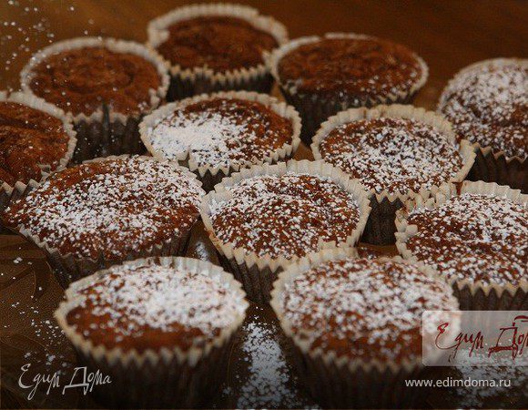 Кексы на месяц с изюмом и миндалем