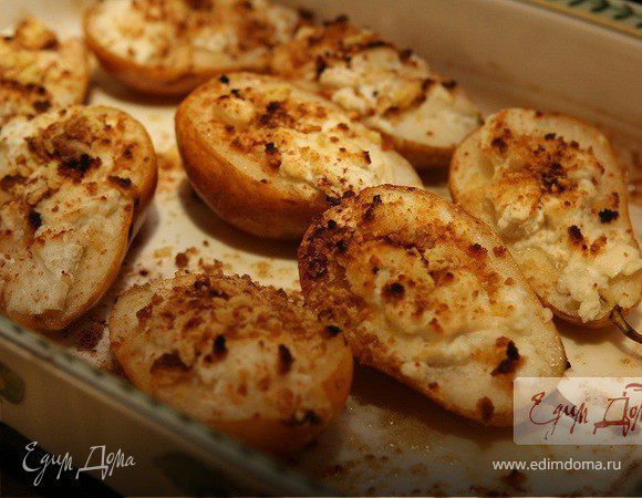 Груши, запеченные с медом и творогом