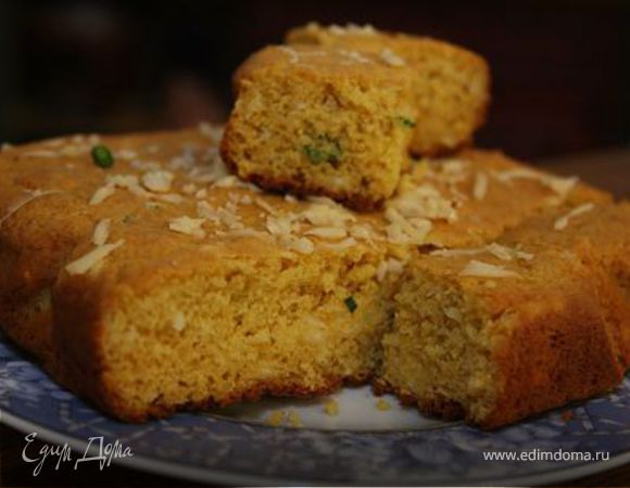 Кукурузный хлеб с сыром и перцем чили