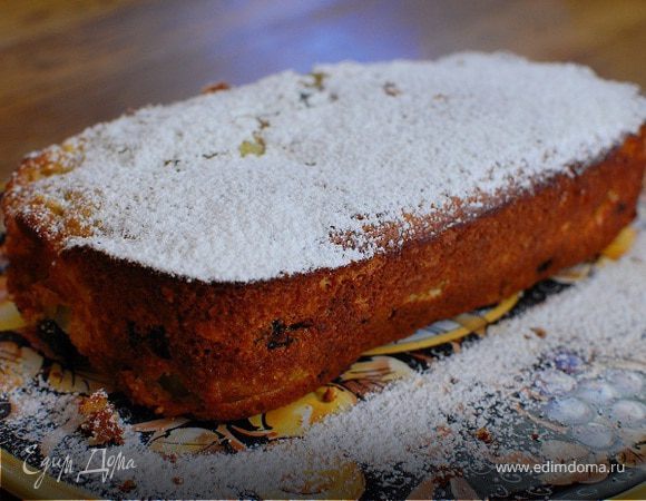 Ананасовый кекс с изюмом и фундуком