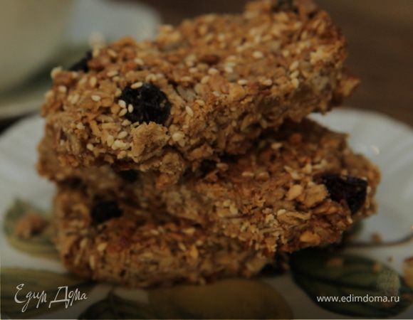 Овсяные квадратики с цукатами и семечками 