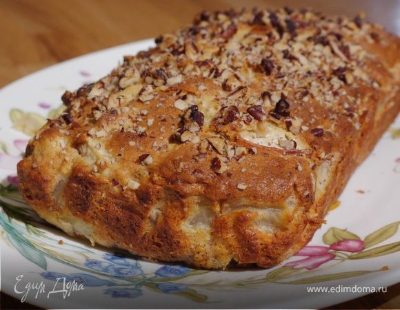 Банановый хлеб с грушами и орехами 