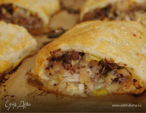 Рулетики со свининой и яблоками 