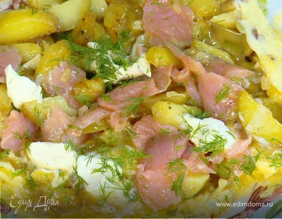 Испанский омлет с картофелем, семгой и укропом 