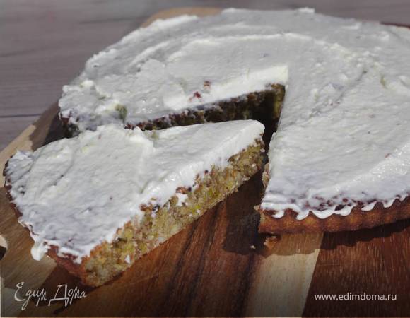 Фисташково-миндальный пирог под лаймовой глазурью 