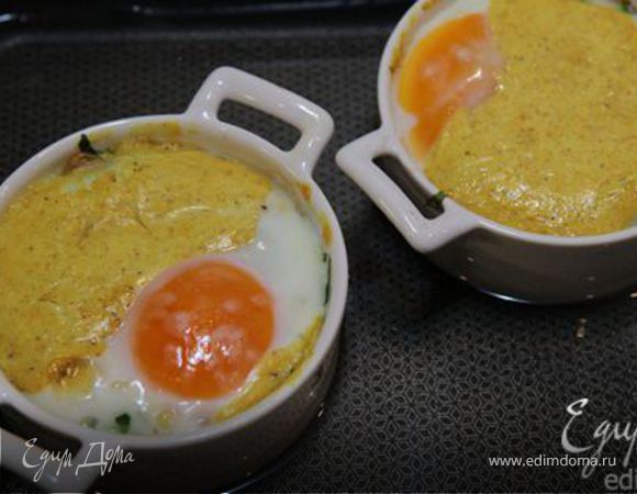 Кабачок с яйцами кокот по-индийски 