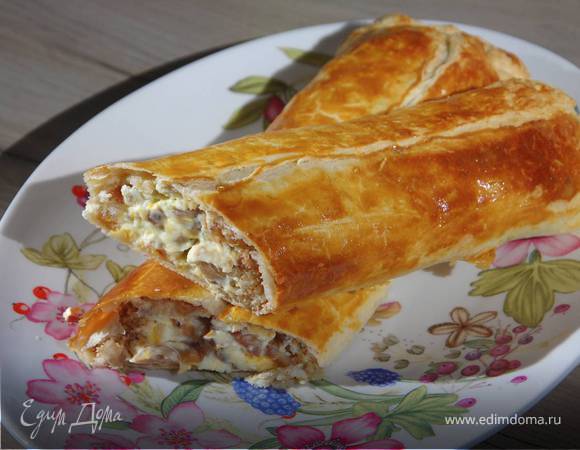 Быстрый штрудель с финиками и орехами 