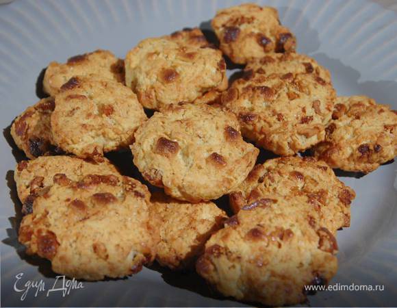 Печенье из цельнозерновой муки с шоколадом и инжиром 