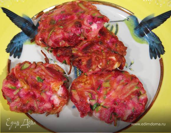 Овощные оладьи с фетой и зеленью 