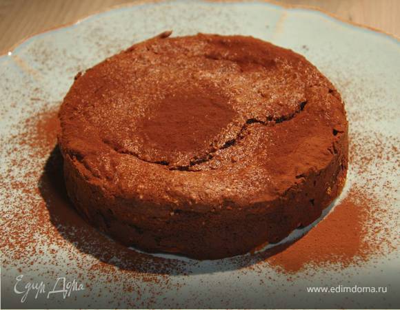 Сливочно-шоколадный пирог с миндалем 