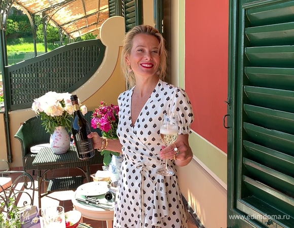 Рецепт клубники со сливками, сыром и печеньем от Юлии Высоцкой | #сладкоесолёное №39