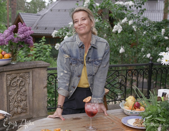 Рецепт брускетт с фруктами на гриле и горгонзолой от Юлии Высоцкой | #сладкоесолёное №43