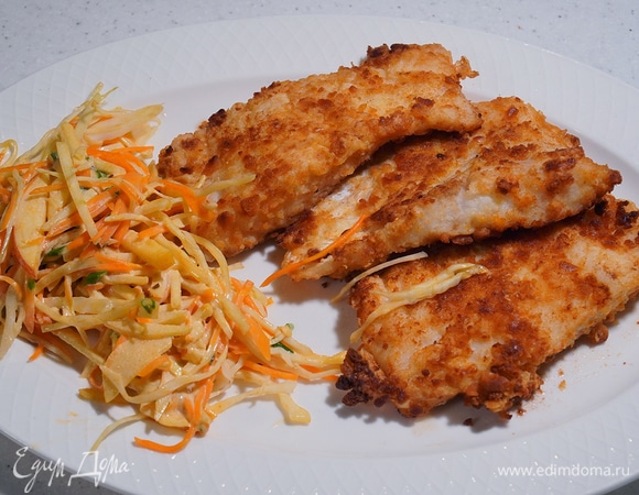 Жареная треска с весенним салатом 