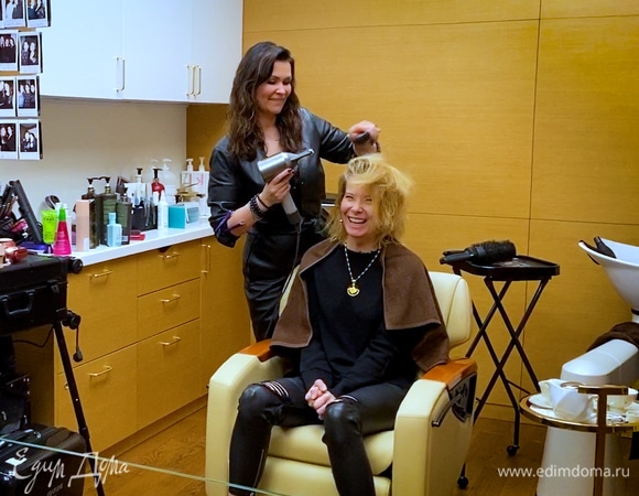 «Девочкина» психотерапия — новая стрижка и рекомендации от стилиста | Мне это нравится! #116