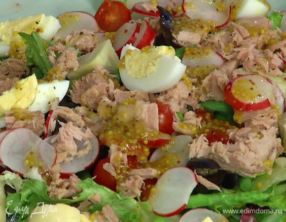 Салат «Нисуаз» со спаржей и артишоками