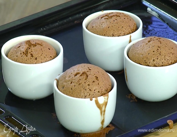 Шоколадное суфле с малиной 