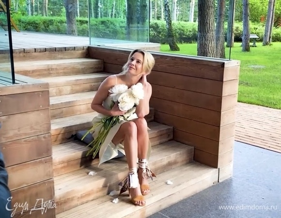 Разговор под солнцем Тосканы о кино и романтике поездов | «Высоцкая отвечает» №26