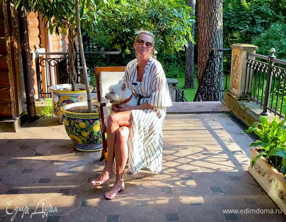 Книжный клуб, любимый суп и личный стилист | «Высоцкая отвечает» №31