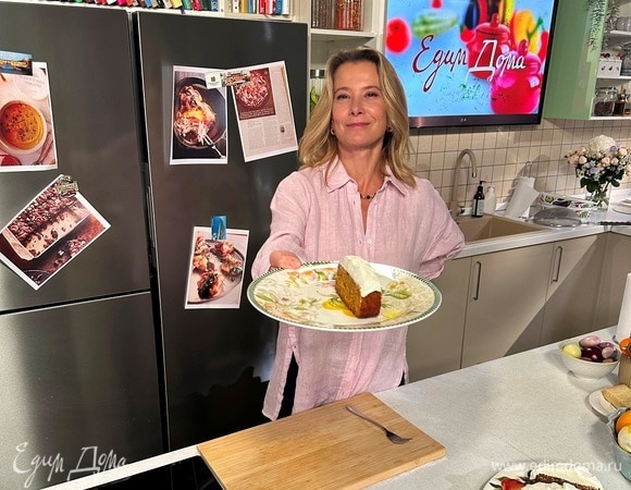 За стол — с кексом 