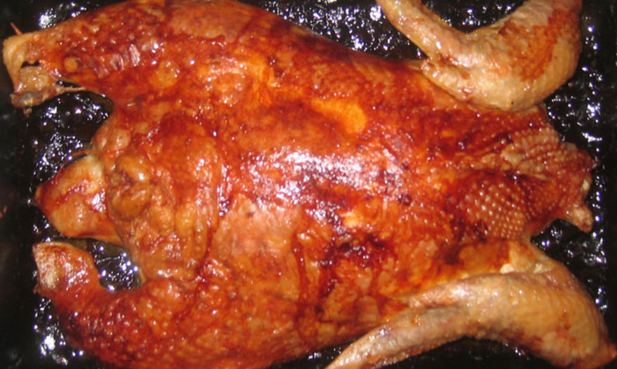 Курица, фаршированная шампиньонами