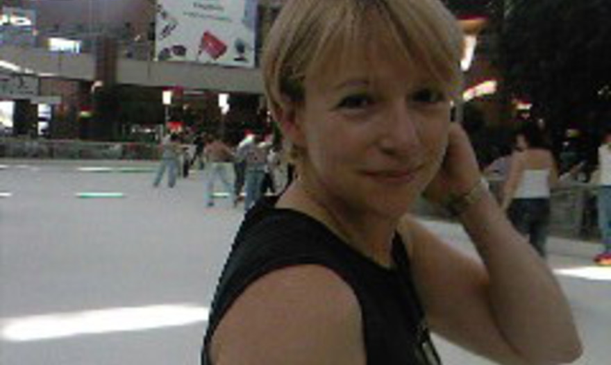 Салат с миндалем и рокфором