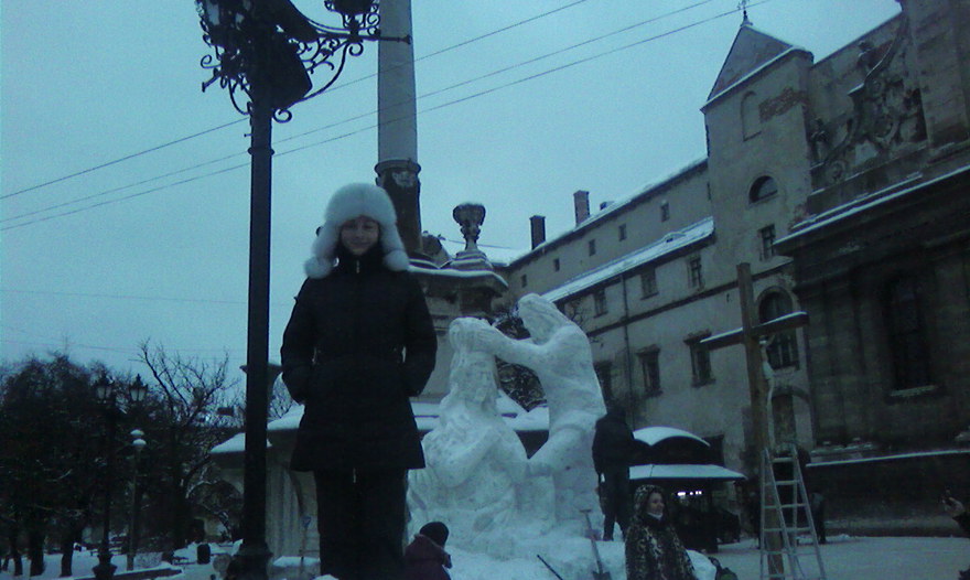 Холодный острый суп с овощами и лапшой