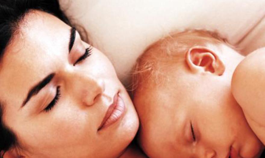 Помидоры с фетой и сладким перцем 