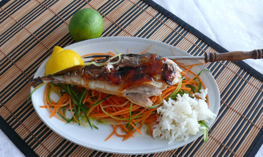 Запеченая  макрель(скумбрия) по-восточному