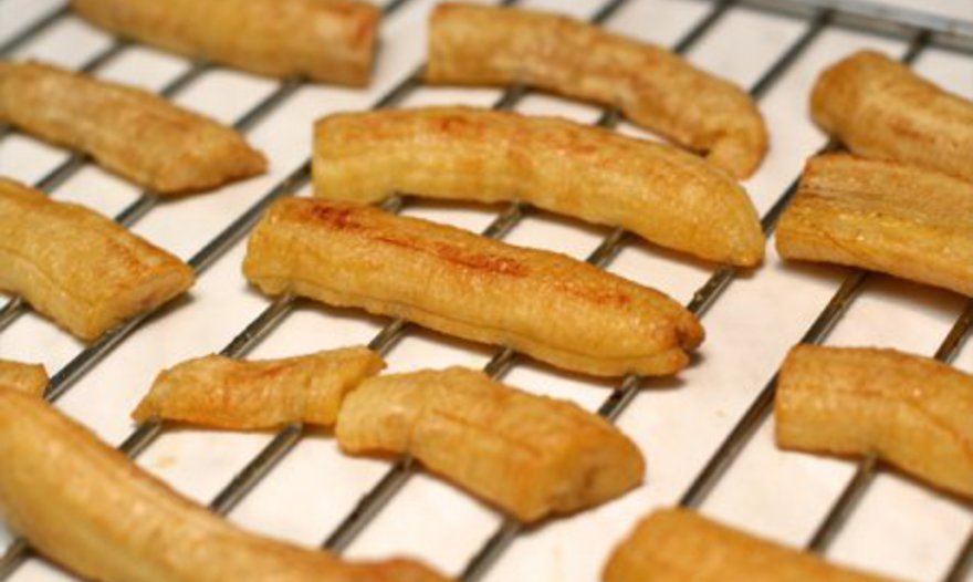 Бананы под соусом