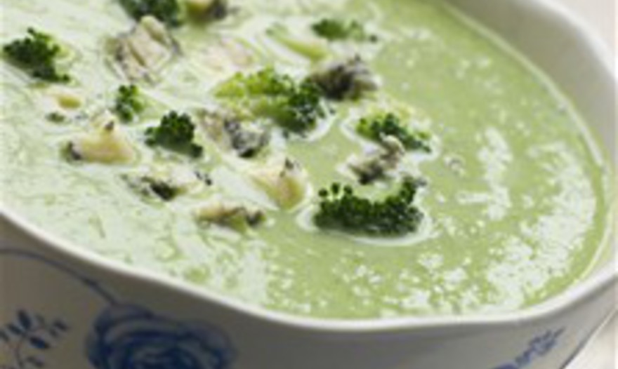 Крем-суп из брокколи и голубого сыра