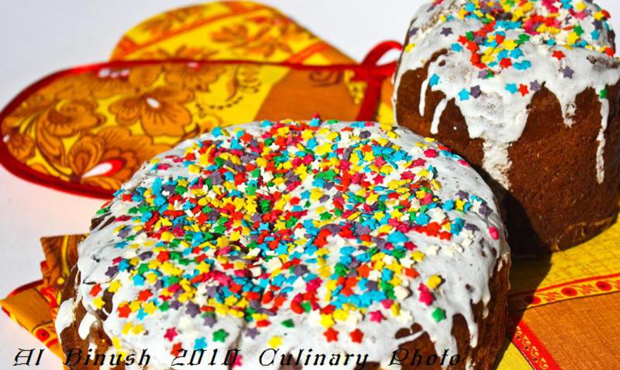 Кулич с изюмом и цукатами