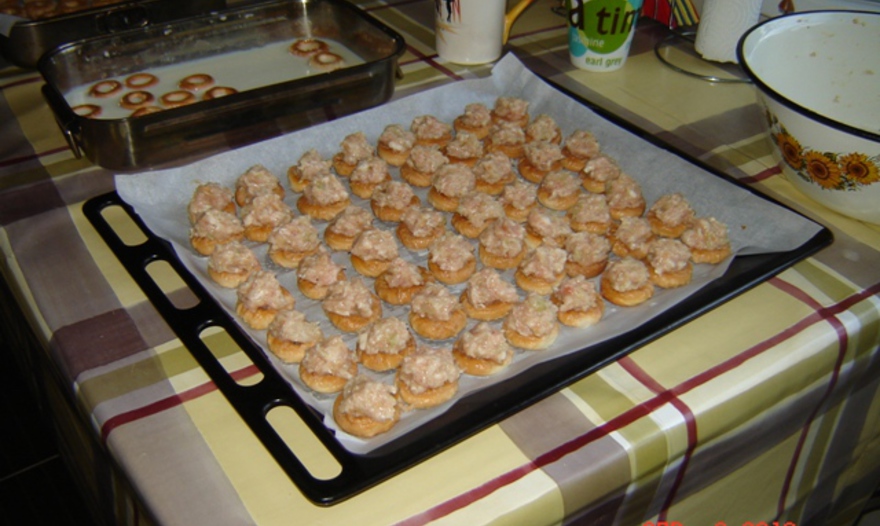 Крендельки с мясом