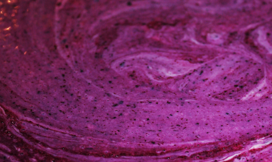 Торт "Топлёное молоко с черникой"