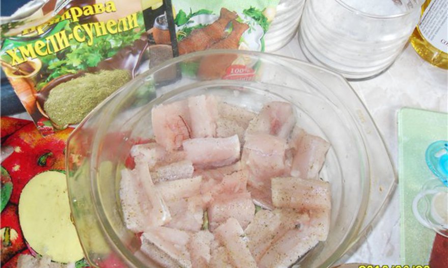 Рыбка, запеченная под шубкой из свеклы