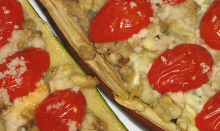 Запечённые  баклажаны  и  цукини