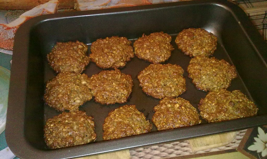 Овсяное печенье с орехами