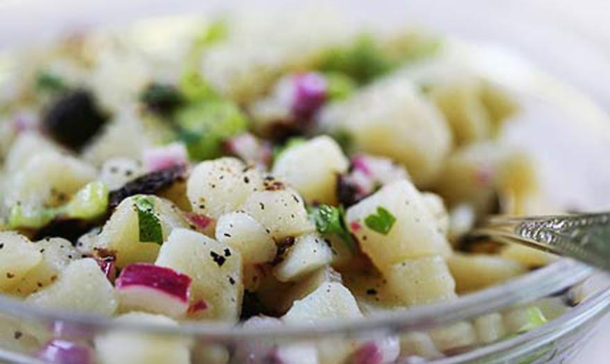 Теплый картофельный салат