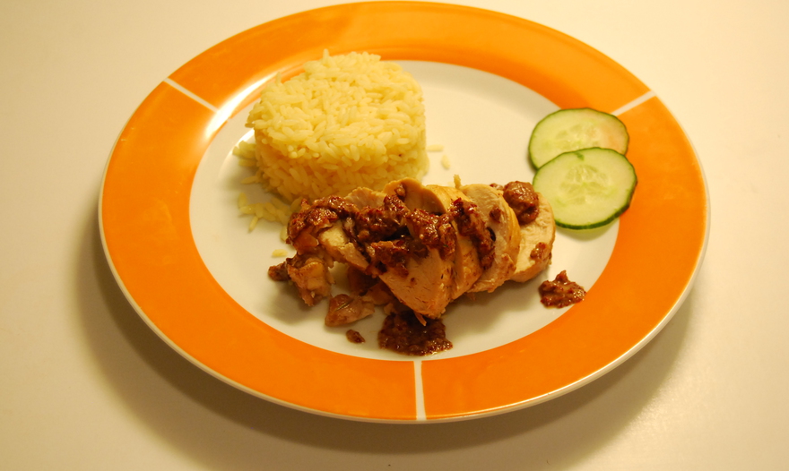 Куриная грудка, фаршированная красным цикорием и моцареллой