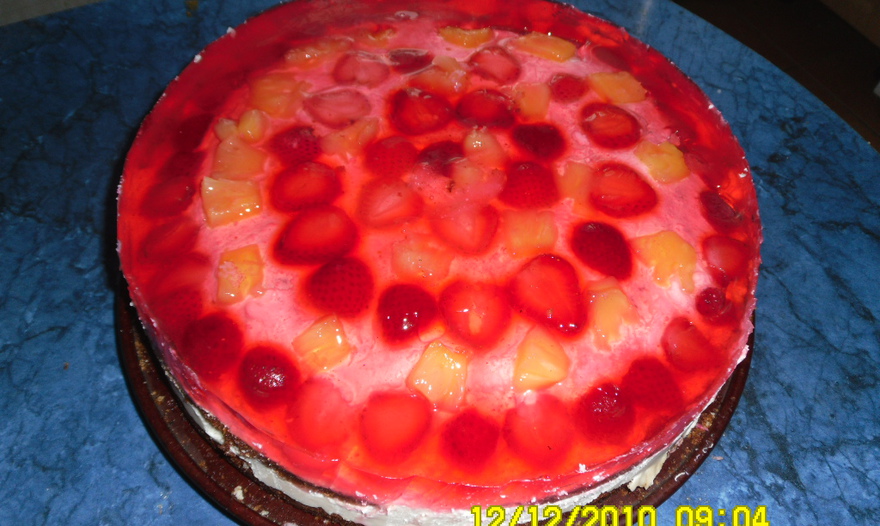 Торт "Фруктово-ягодный" с творогом